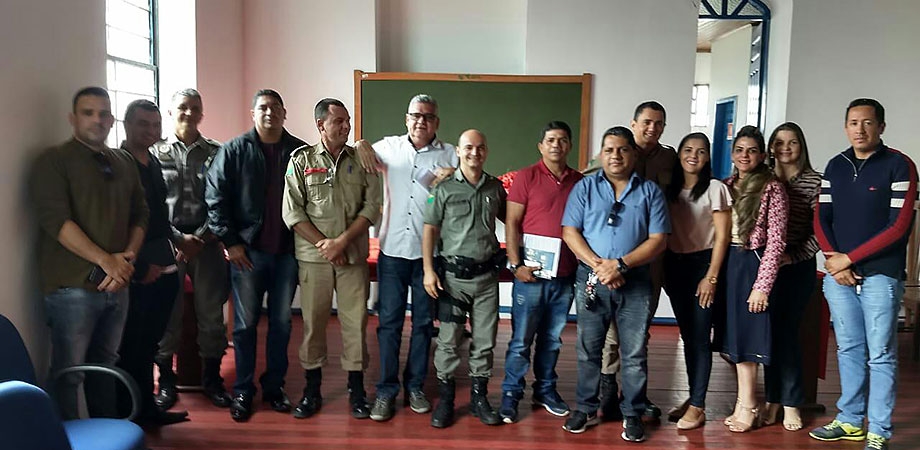 AME/AC participa de reunião para implantação do Colégio Militar em Sena Madureira