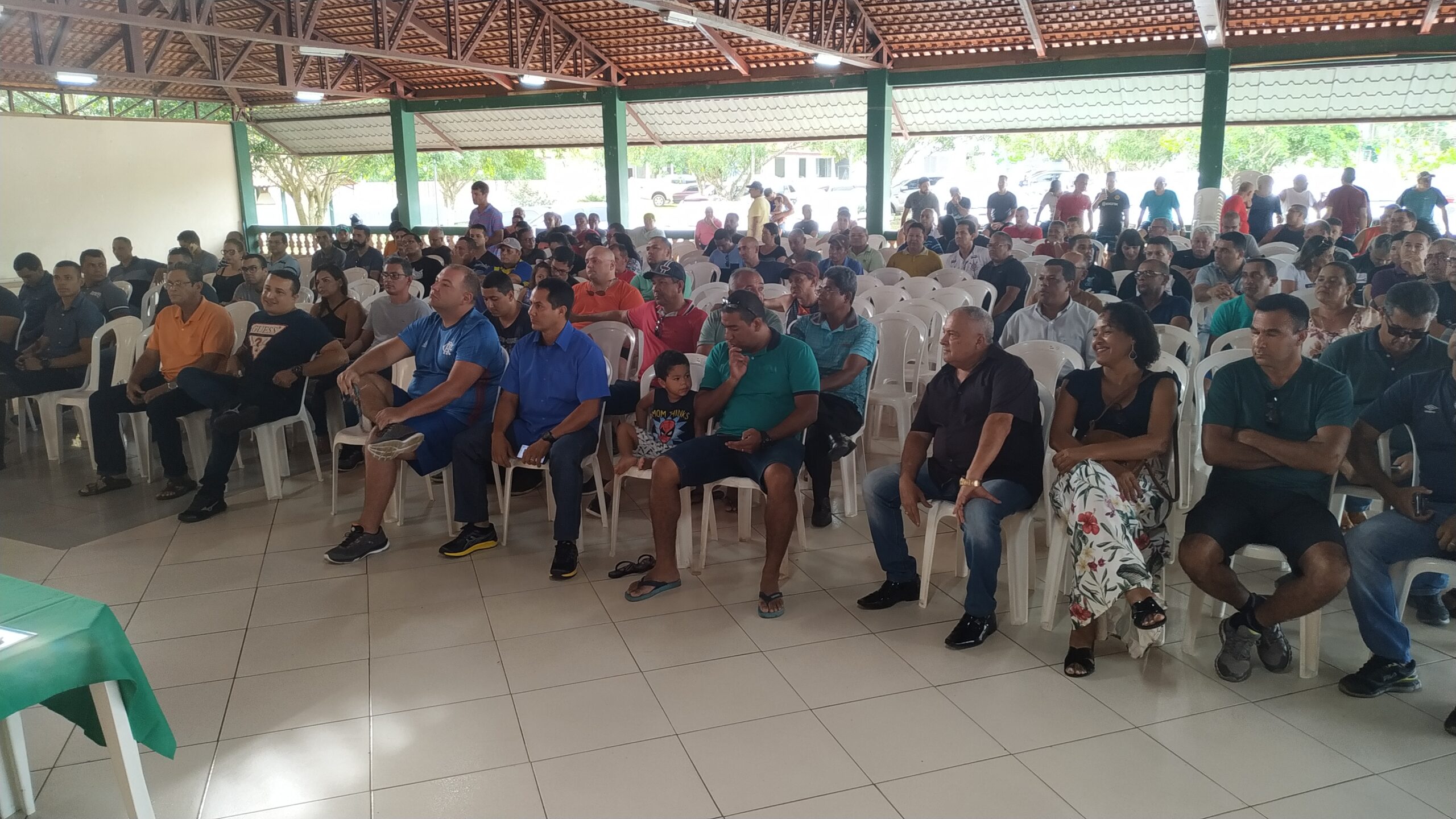 Assembleia geral conjunta dos militares do Acre