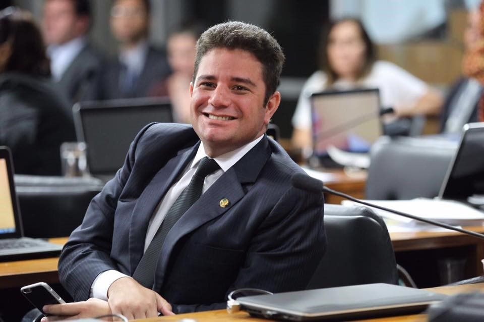 GOVERNADOR ANUNCIA ATRAVÉS DAS REDES SOCIAIS O PAGAMENTO DO PRÊMIO DE VALORIZAÇÃO (PVAP) PARA O MÊS DE NOVEMBRO